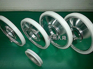 換向輪、導向輪、驅(qū)動輪
